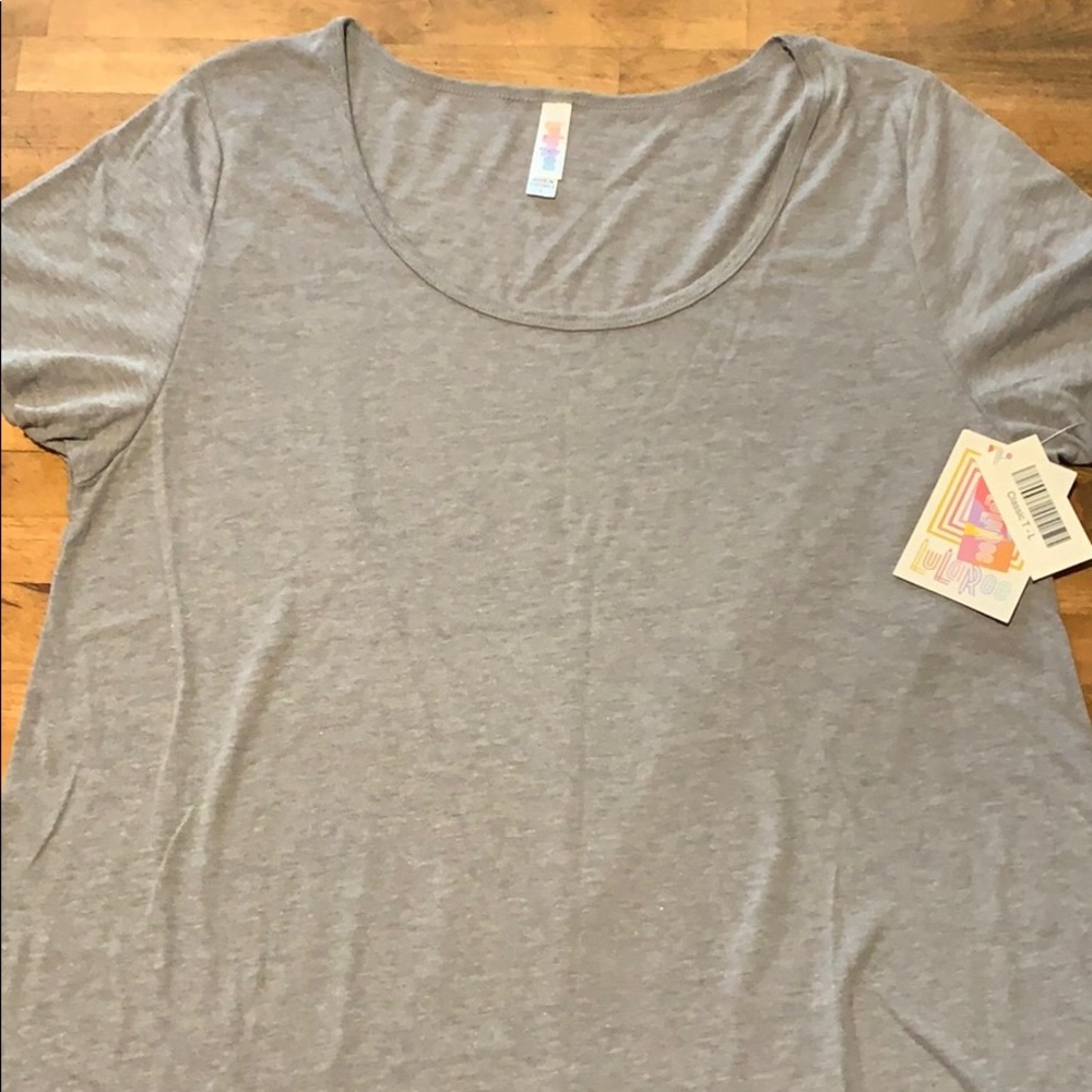Lularoe Classic Tee